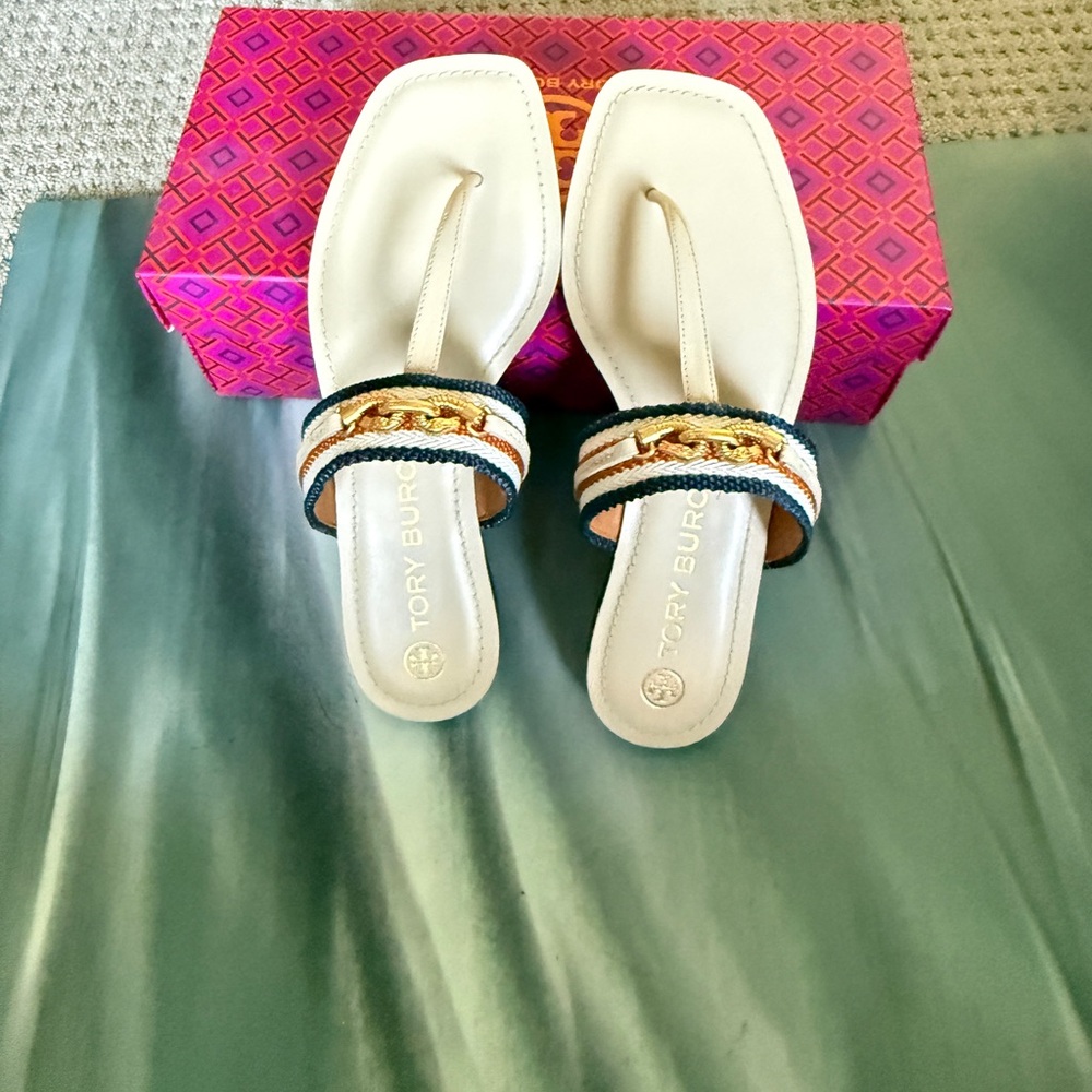 Tory Burch Jessa  Leather thong. Multi colored. Dolce De Leche. Sz 8.